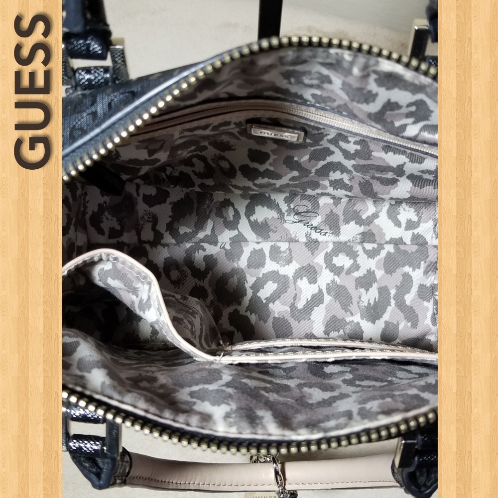GUESS Women's Handbag - Picture 7 of 8